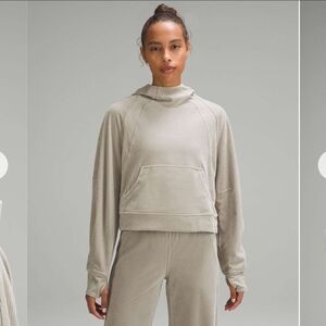 lululemon athletica Women's Scuba Taupe Corduroy Hooded Pullover M/L